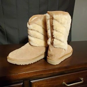 Brand New Ugg Boots With Box !! ❤️